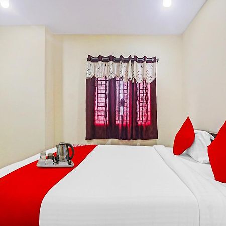 Hotel O Sri Navya Grand Near Nexus Haidarábád Kültér fotó