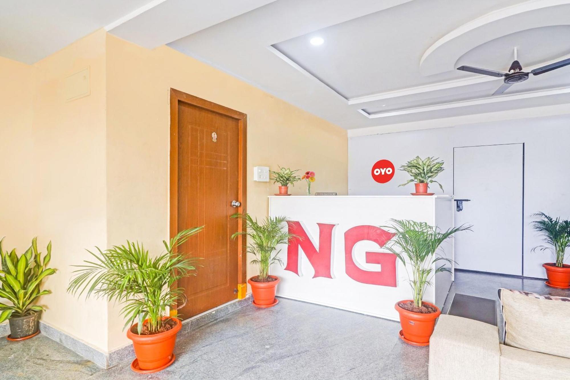 Hotel O Sri Navya Grand Near Nexus Haidarábád Kültér fotó